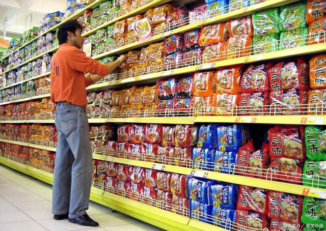 方便食品進(jìn)入熱銷(xiāo)時(shí)期，供不應(yīng)求狀況持續(xù)